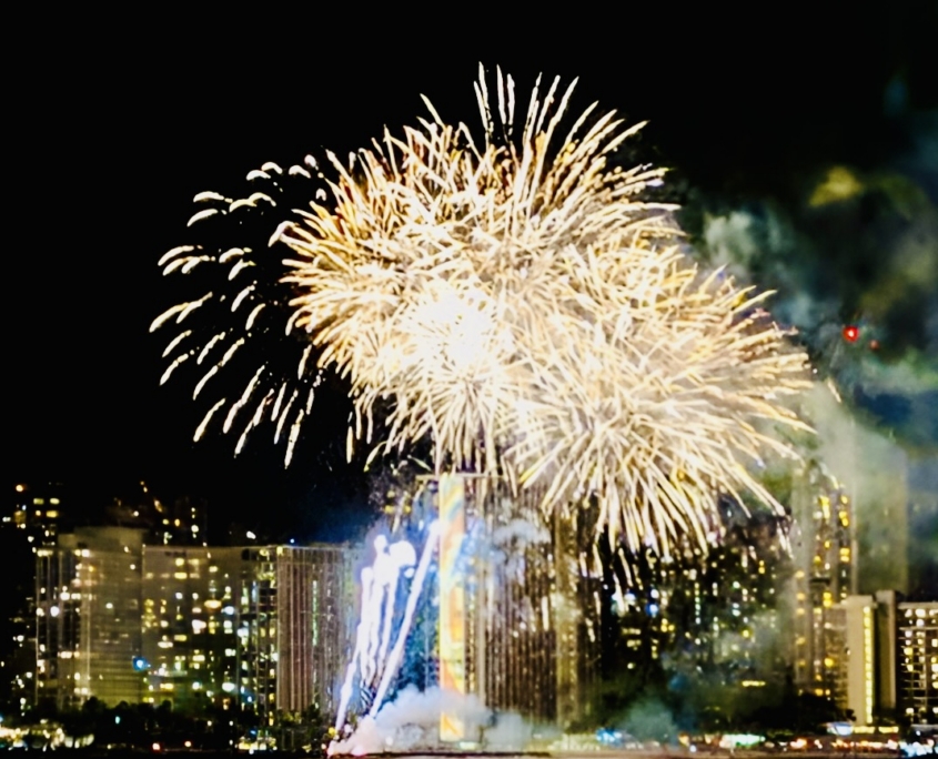 Waikiki Fireworks